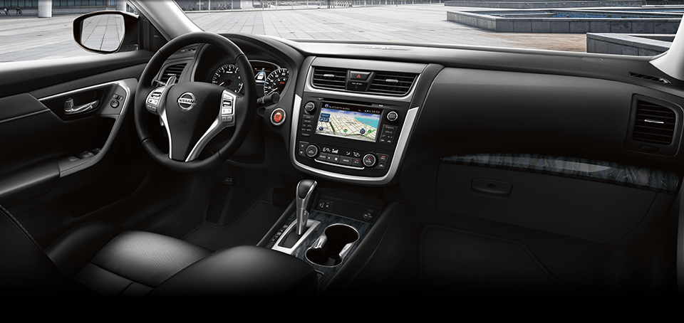 Black Interior of 2017 Nissan Altima for Sale near Shelbyville, TN.